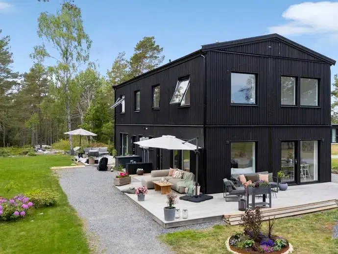 Semi-detached/terraced, 4 rooms, 105 m²