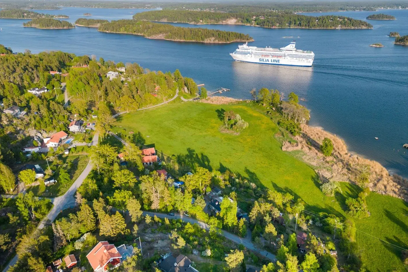 Image 1 of 17 of Alsviksvägen 1B