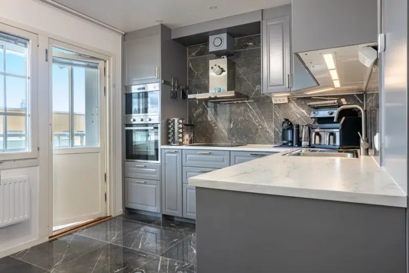 Apartment, 4 rooms, 90 m²