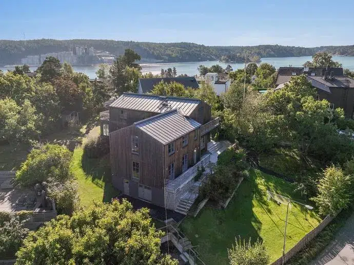Villa, 11 rum, 383 m²