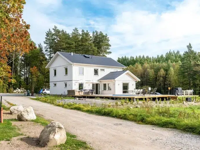 House, 7 rooms, 198 m²