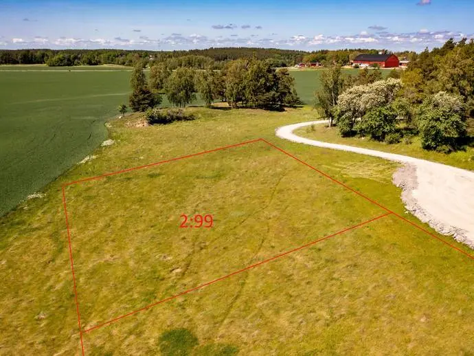 Bild 1 av 11 på Frötuna byväg 3