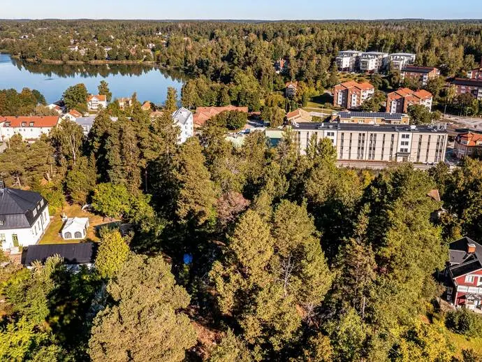 Bild 1 av 7 på Centralvägen 8C