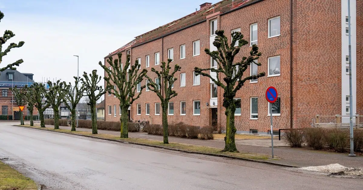 Bild 1 av 17 på Järnvägsgatan 3B