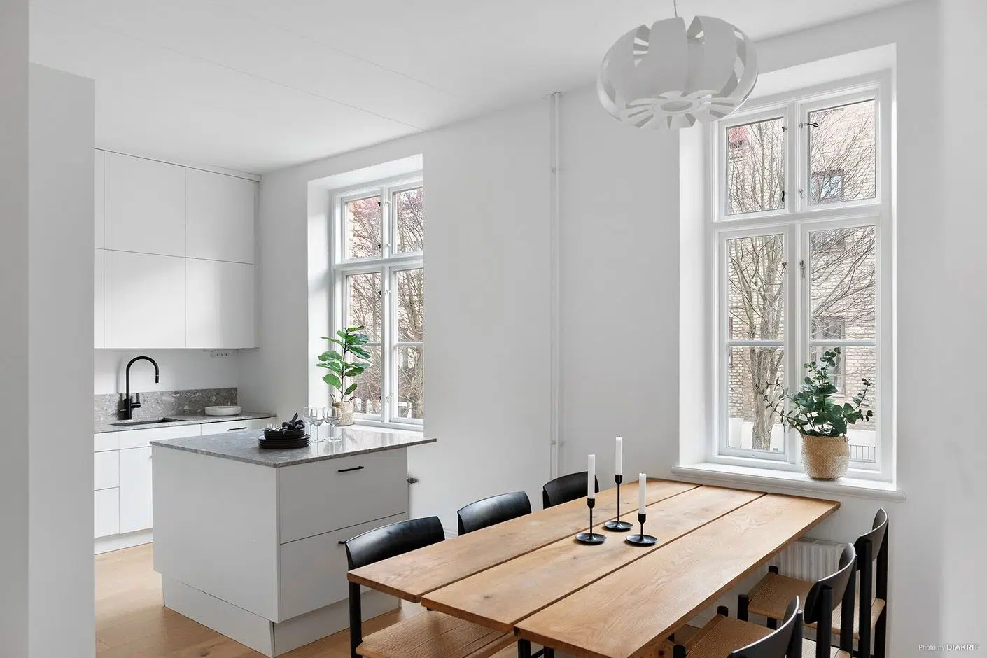 Image 1 of 1 of Persgatan 56