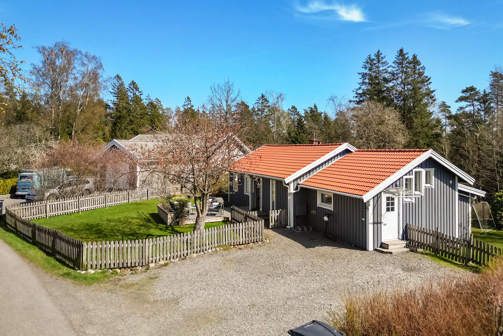 Bild 1 av 1 på Hambovägen 9