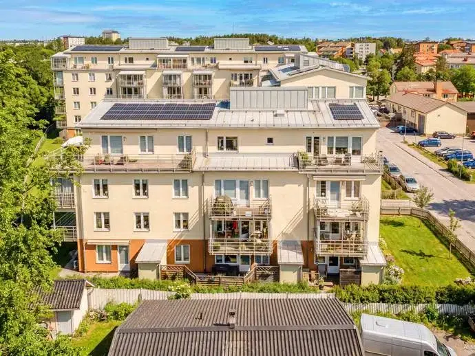 Lägenhet, 3 rum, 87 m²