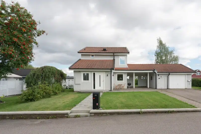 Villa, 6 rum, 128 m²