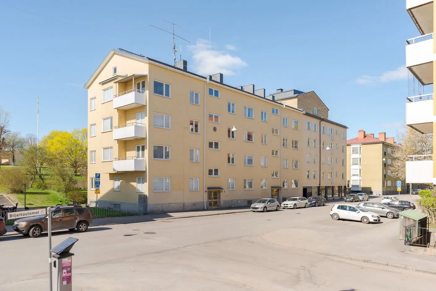 Image 1 of 15 of Nelinsgatan 24