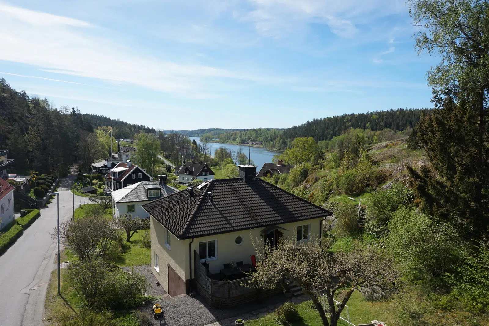 Bild 1 av 21 på Mossbergavägen 4