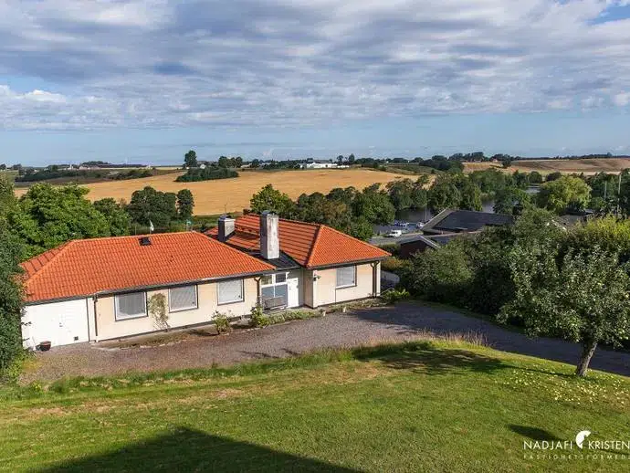 House, 6 rooms, 144 m²
