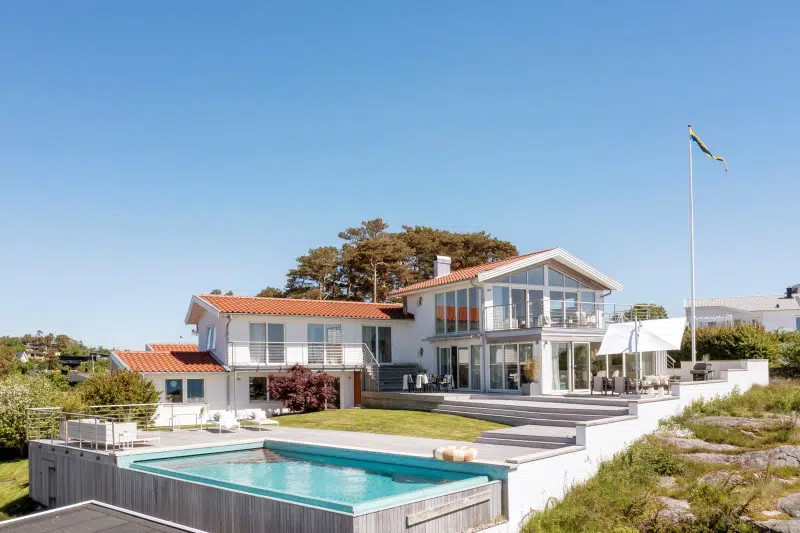 House, 8 rooms, 243 m²
