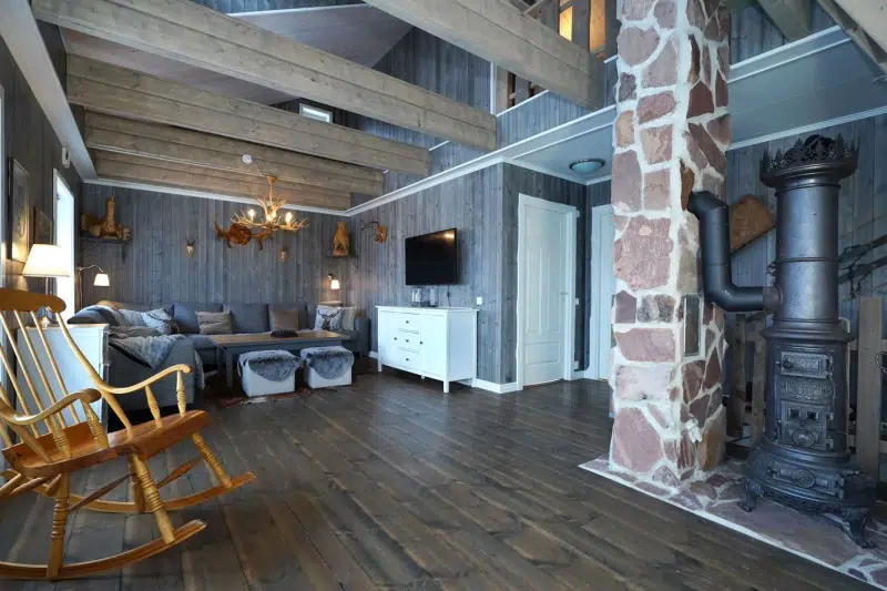 House, 10 rooms, 97 m²