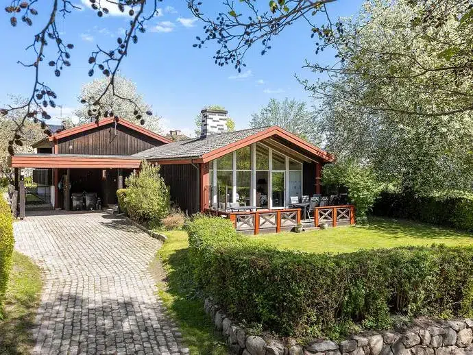 House, 6 rooms, 169 m²