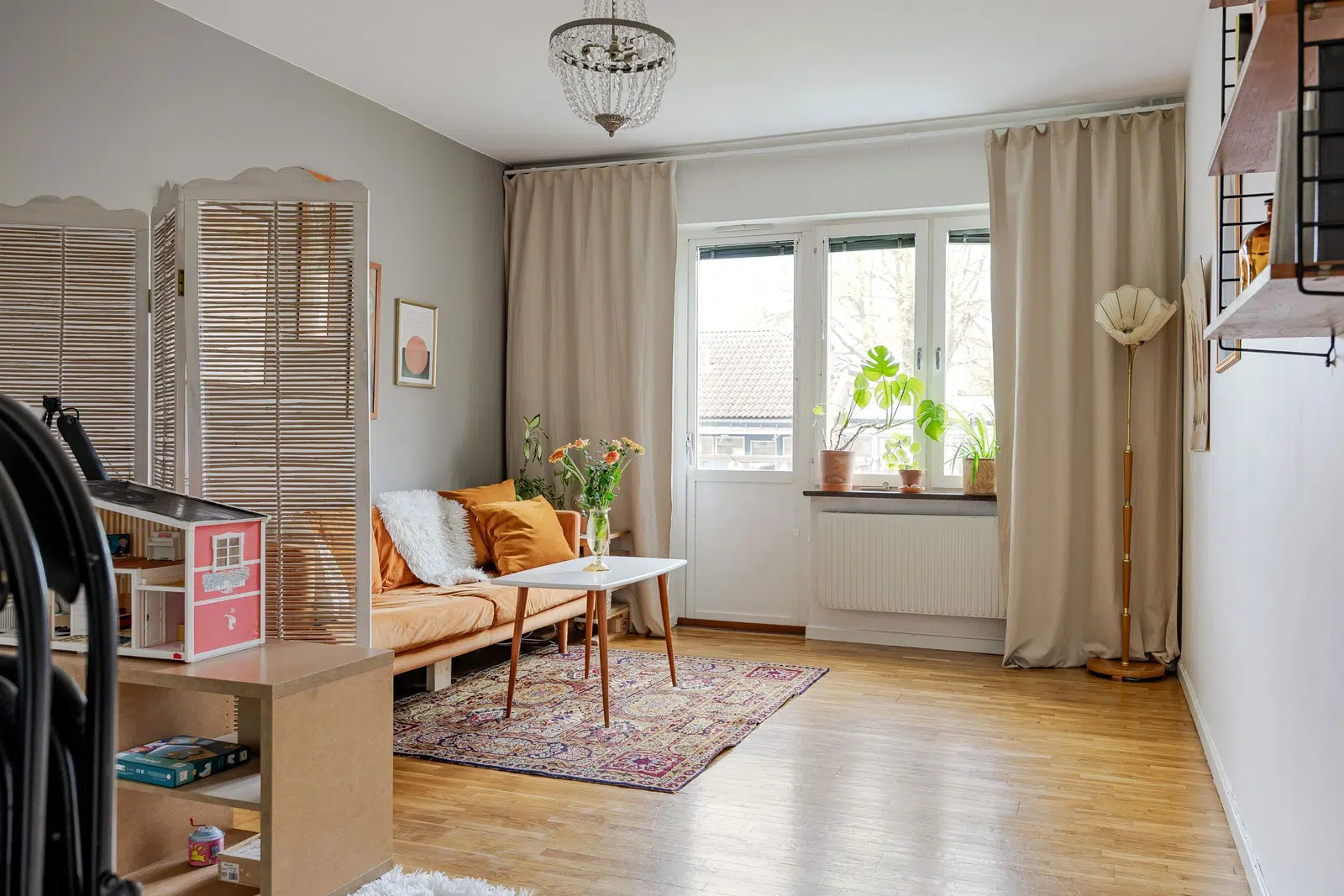 Image 1 of 1 of Fogdegatan 5A