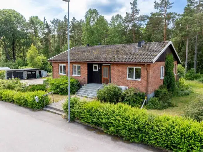 House, 5 rooms, 107 m²