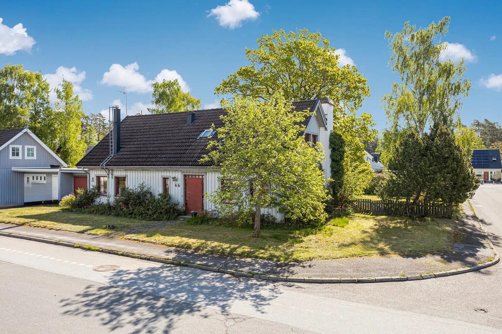 Image 1 of 21 of Grönvägen 66