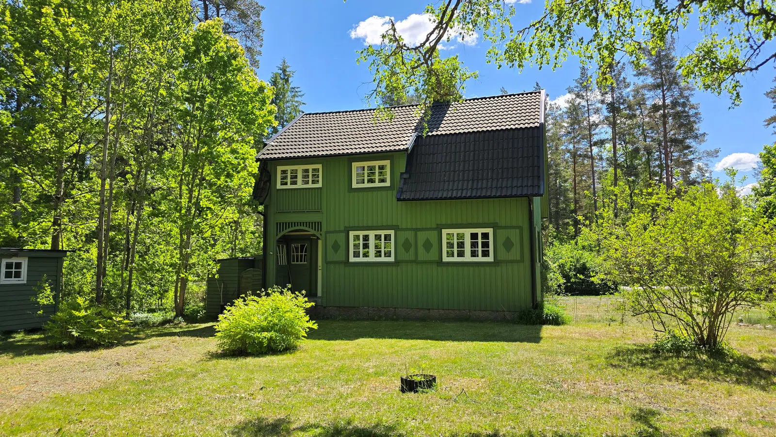 Image 1 of 21 of Alsjövägen 7