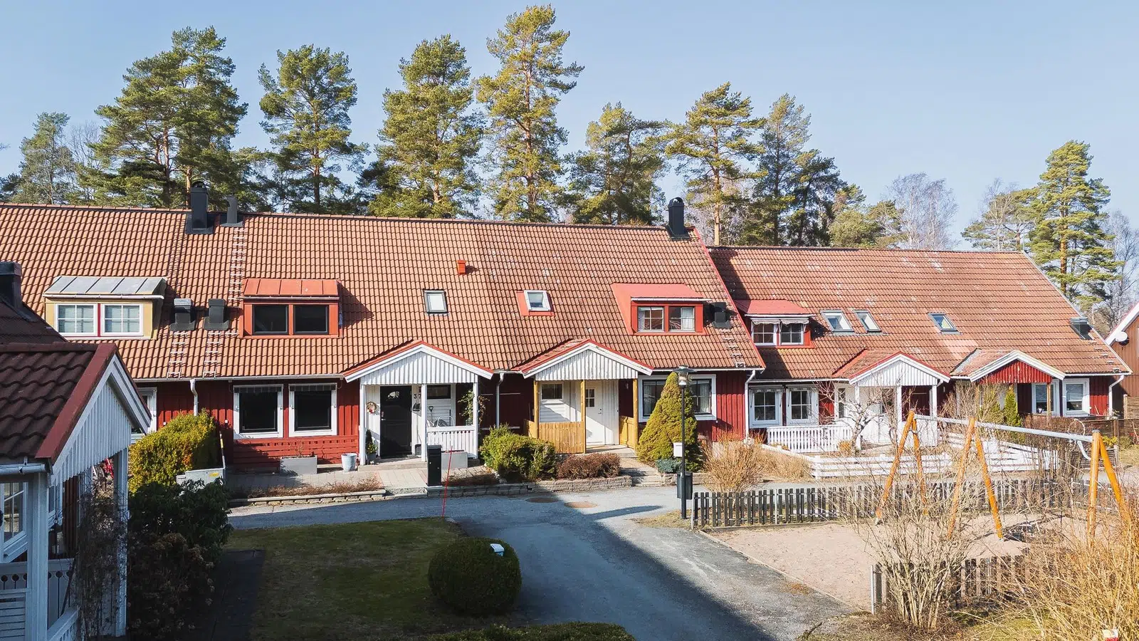 Bild 1 av 21 på Laxgatan 35