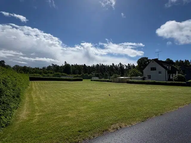 Land / plot