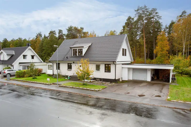 House, 8 rooms, 179 m²