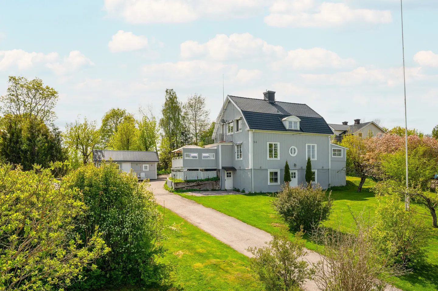 Bild 1 av 21 på Östbyvägen 54