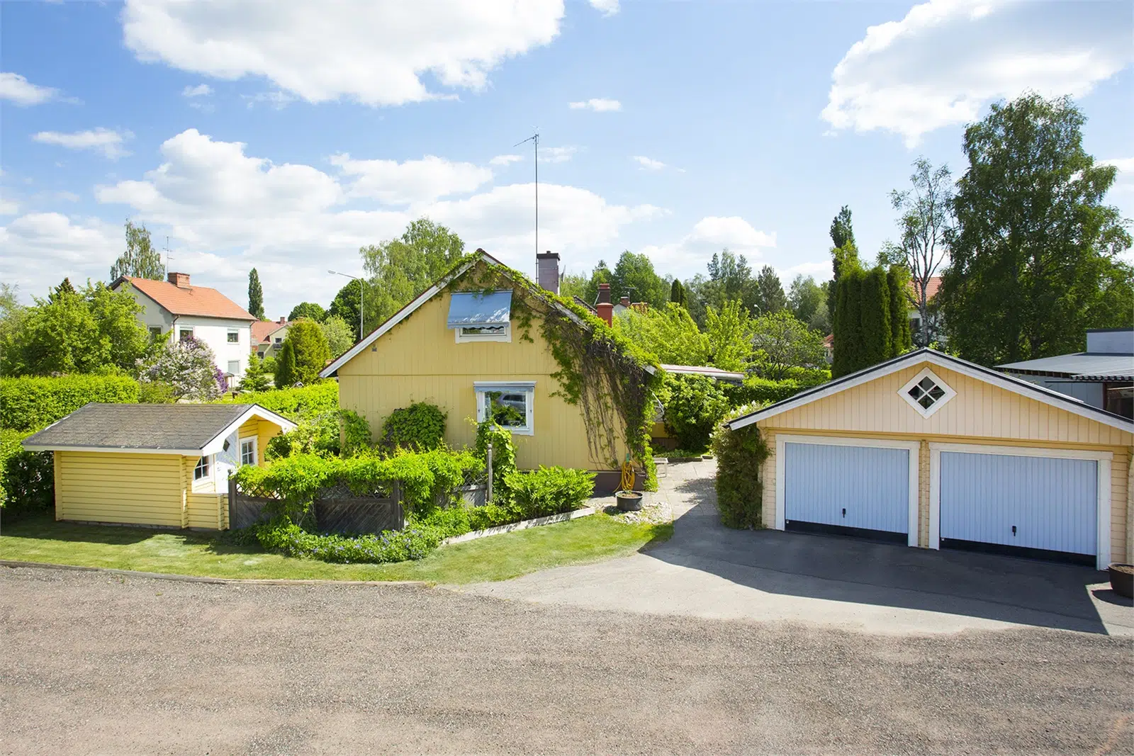 Bild 1 av 21 på Fallrisgatan 7