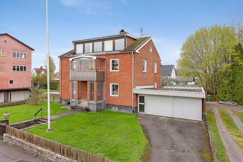 Villa, 7 rum, 265 m² i Kumla