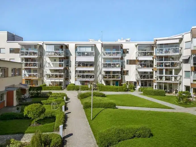 Apartment, 3 rooms, 93 m²