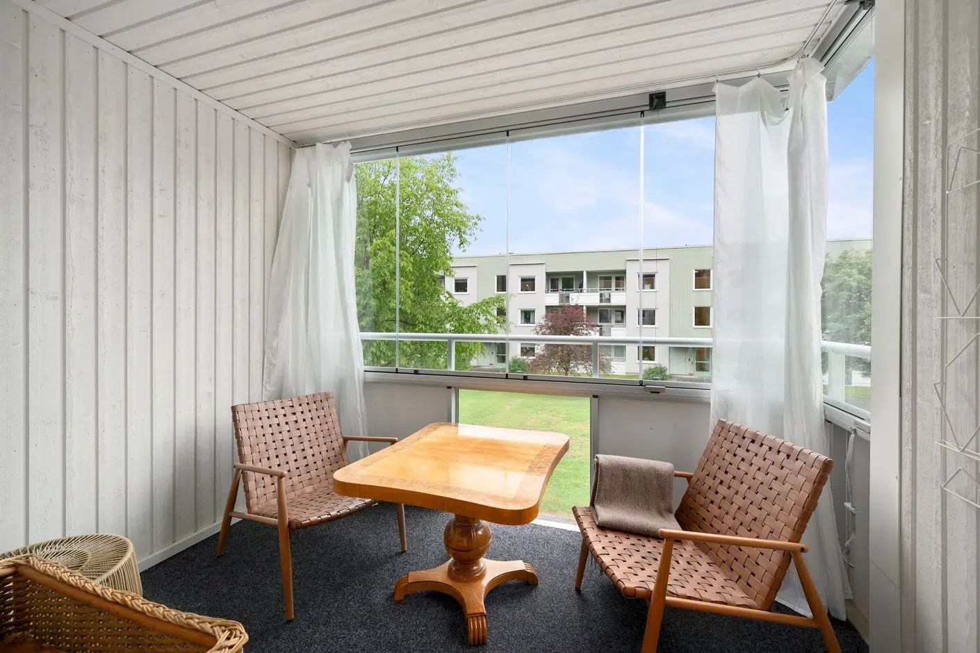 Image 1 of 14 of Dirigentvägen 40