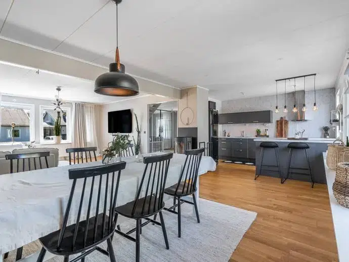 House, 6 rooms, 131 m²