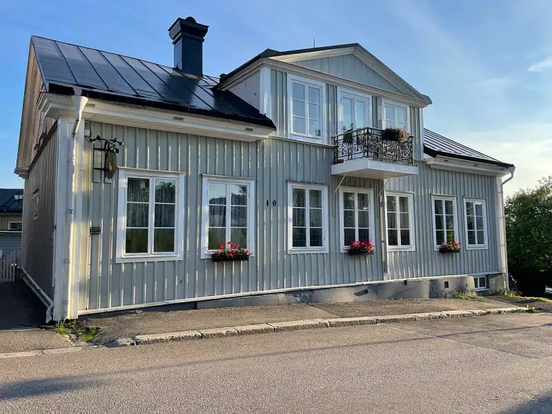 Villa, 8 rum, 219 m² i Härnösand