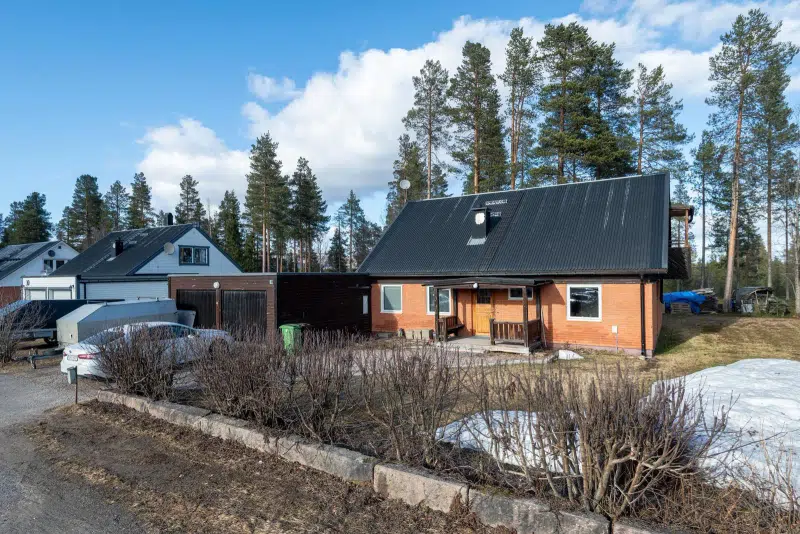 House, 4 rooms, 128 m² in Gällivare