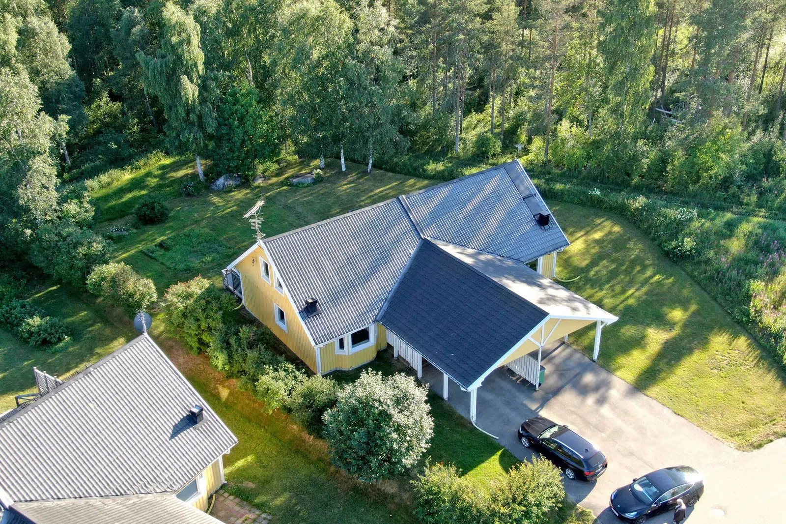 Image 1 of 11 of Häradsvägen 42