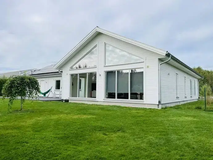 House, 5 rooms, 150 m²