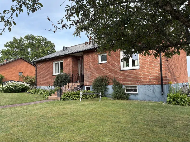 Villa, 5 rum, 100 m² i Tingsryd