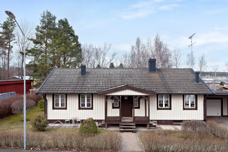 House, 5 rooms, 104 m² in Uppvidinge