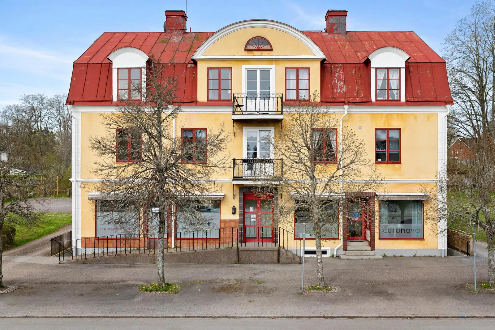 Image 1 of 12 of Olofsgatan 11