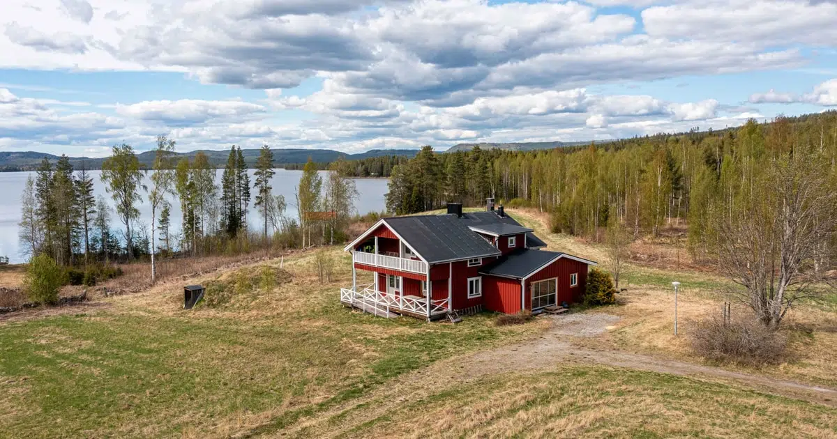 Image 1 of 21 of Lugnvik 119
