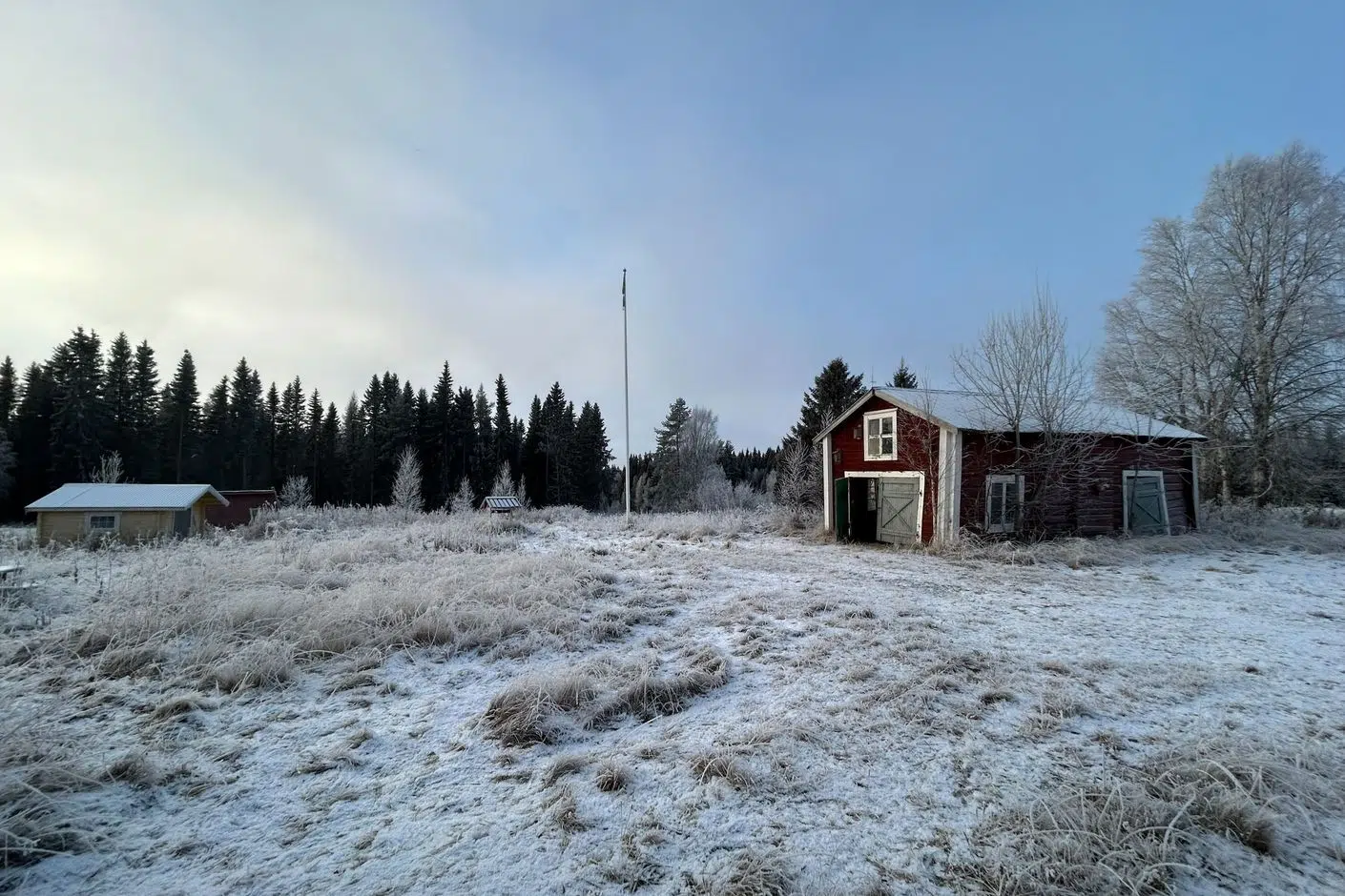 Bild 1 av 6 på Skarpås 110