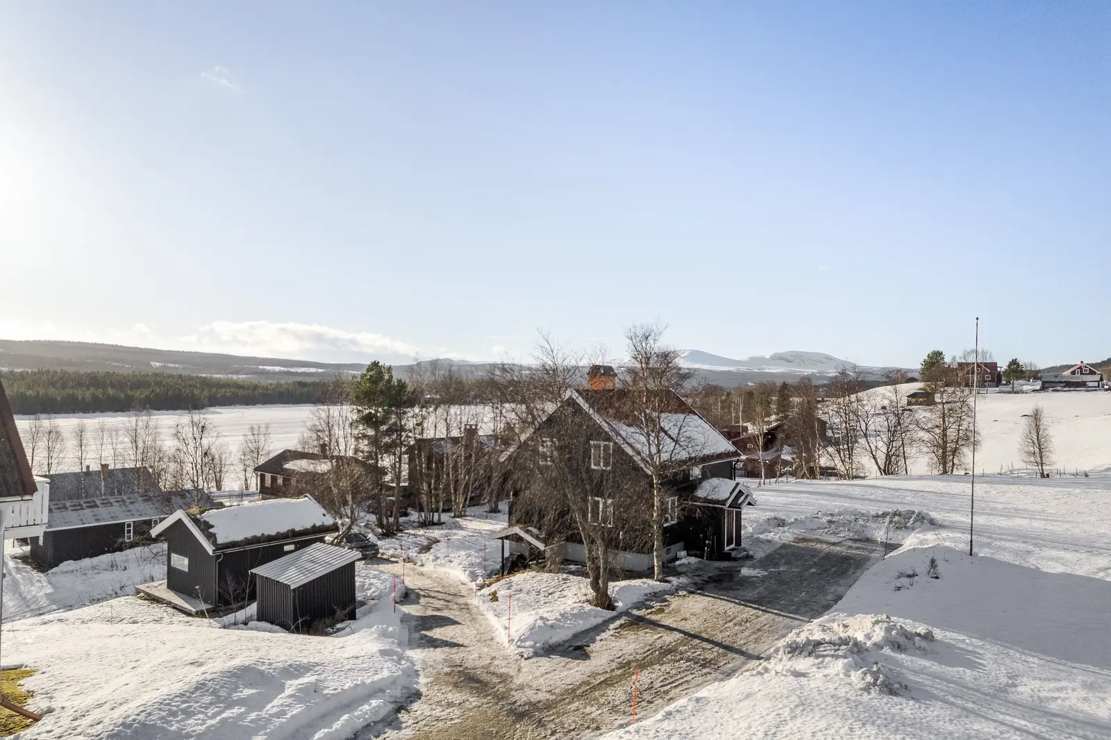 Image 1 of 21 of Svegsvägen 26