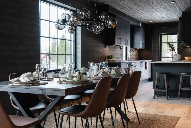 Lägenhet, 8 rum, 195 m²