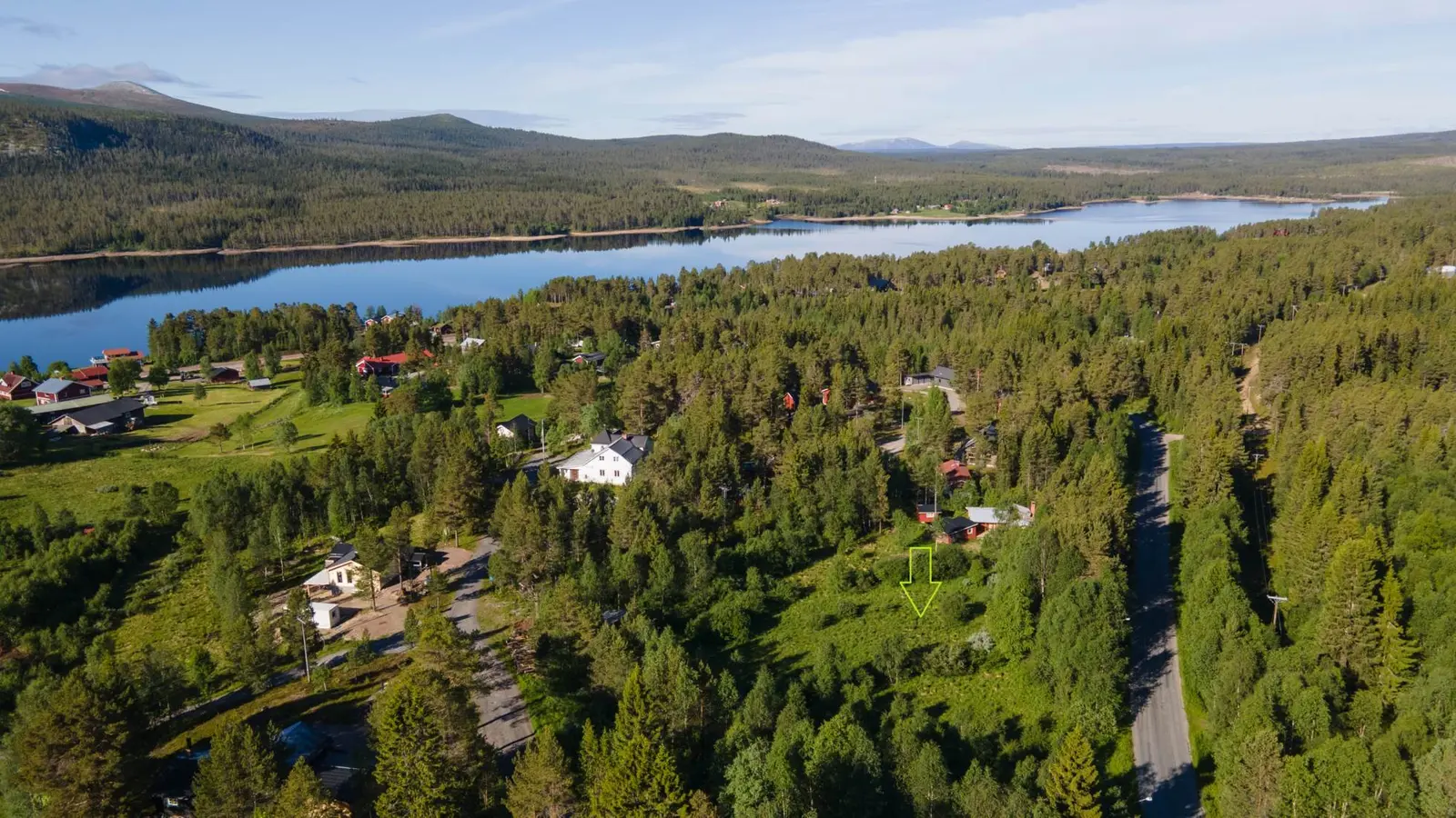 Image 1 of 21 of Hovärksvägen 14