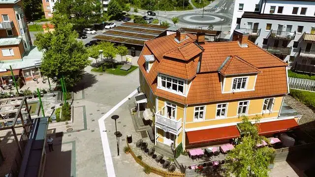 Apartment, 5 rooms, 360 m² in Salem