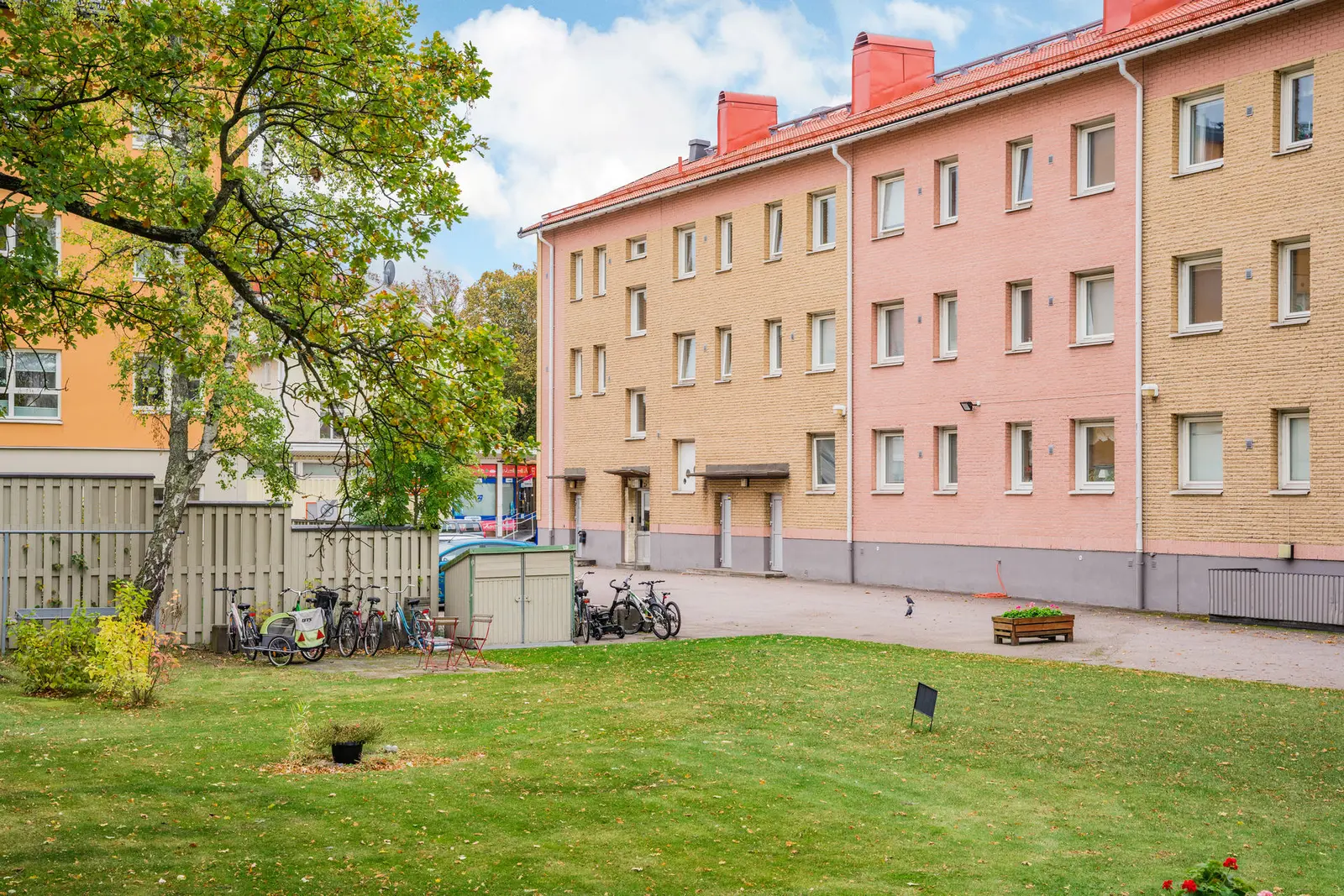 Bild 1 av 1 på Esplanaden 11B