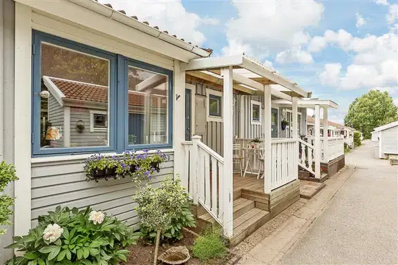 Bild 1 av 1 på Lövboåsvägen 10