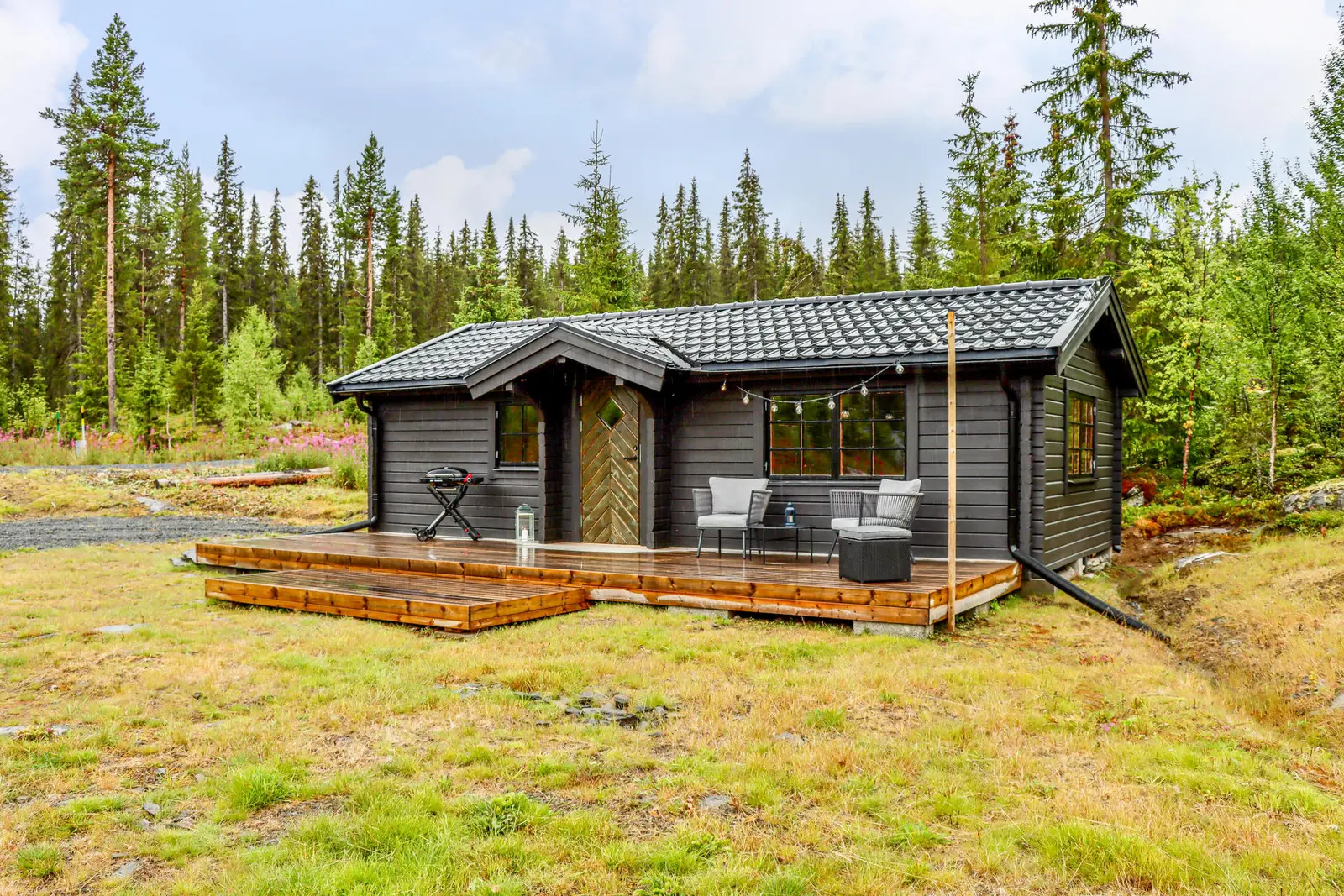 Image 1 of 1 of Häggdalsvägen 21
