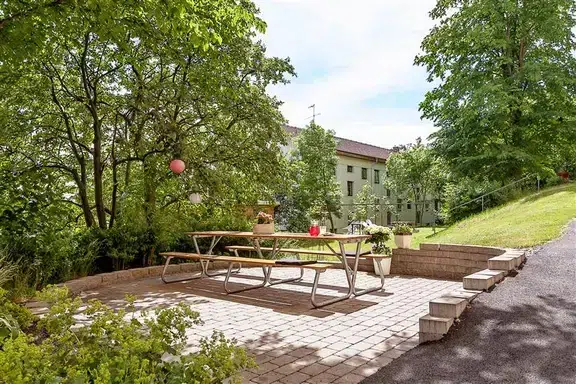Apartment, 4 rooms, 107 m²