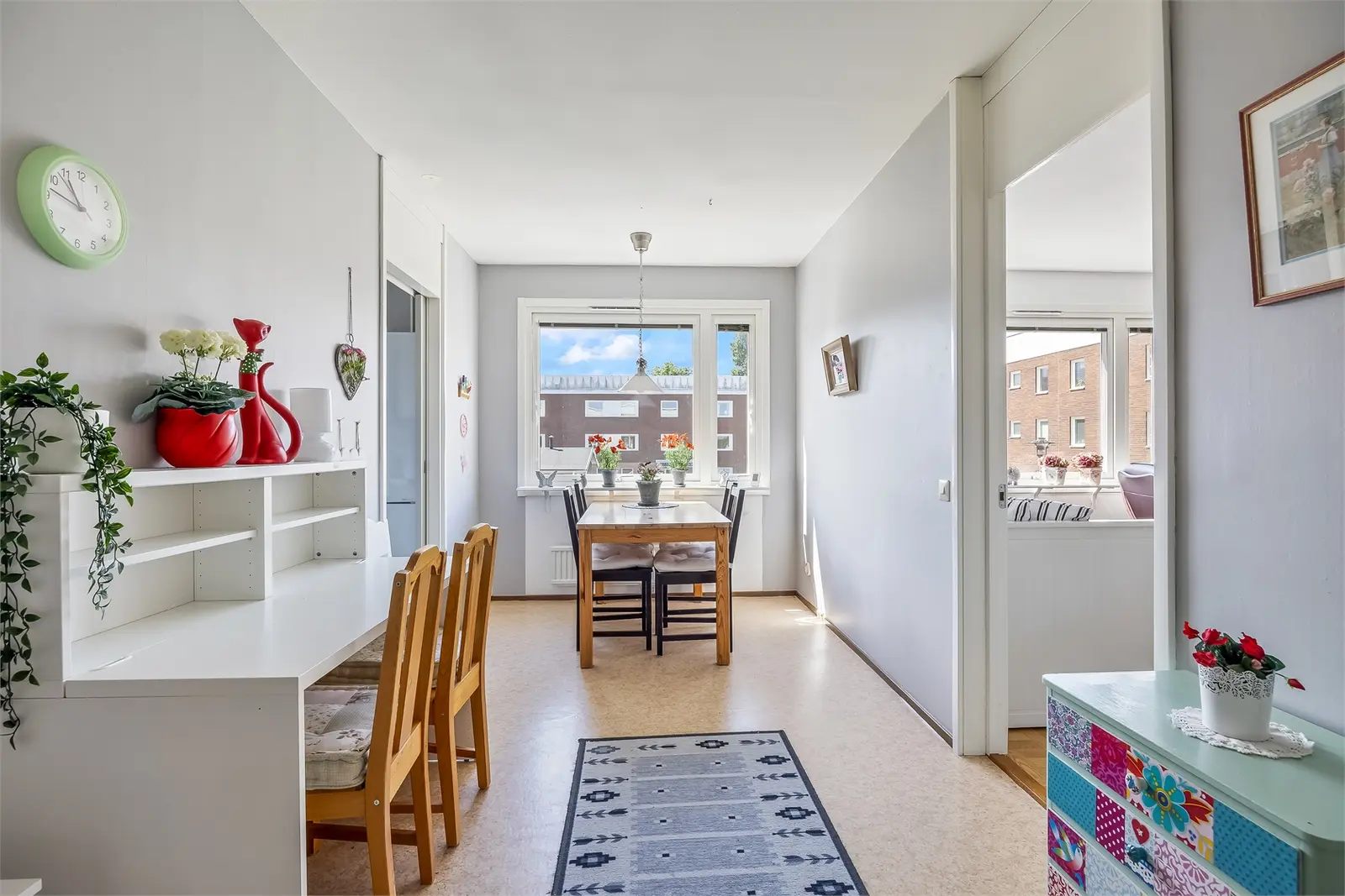 Image 1 of 1 of Sandgatan 32A