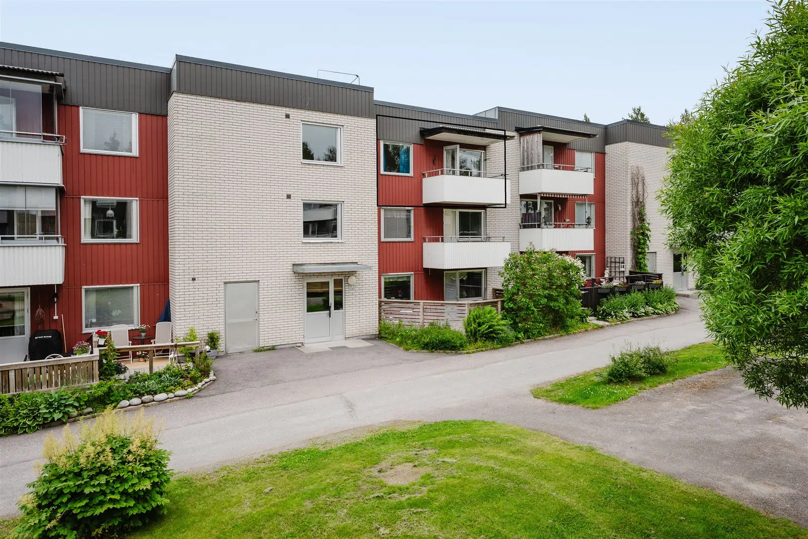 Apartment, Västra Ringvägen 112. Photo 1 of 1